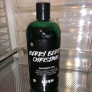 Lush Cosmetics BERRY BERRY CHRISTMAS SHOWER GEL🎄